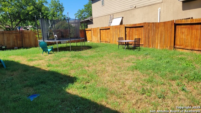 Image 17 of 42 For 10419 Avalon Ridge