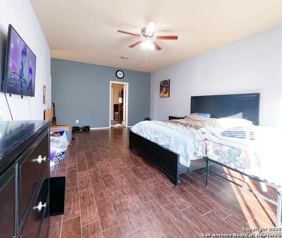 Image 36 of 42 For 10419 Avalon Ridge