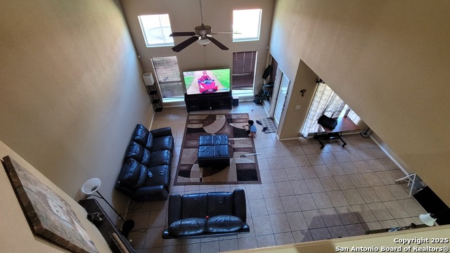 Image 7 of 42 For 10419 Avalon Ridge