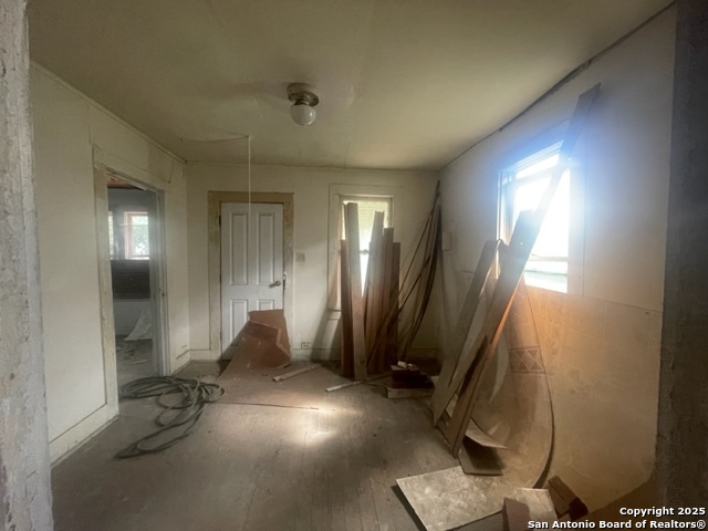 Listing photo id 0 for 2318 San Fernando
