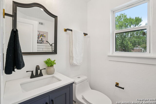 Image 20 of 40 For 6322 Dove Hill