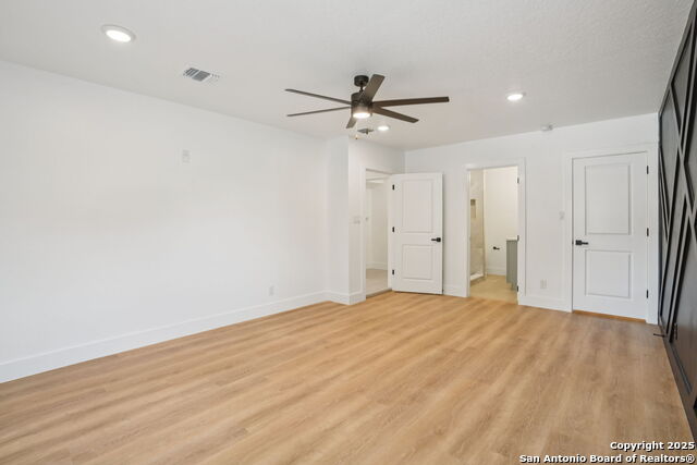 Image 23 of 40 For 6322 Dove Hill