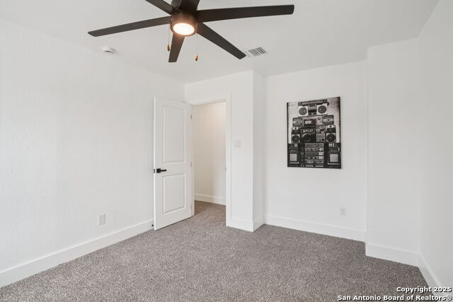 Image 32 of 40 For 6322 Dove Hill