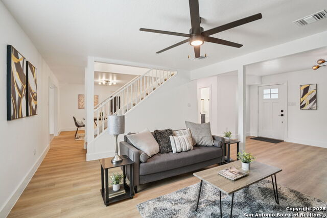 Image 4 of 40 For 6322 Dove Hill