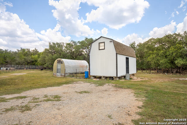 Listing photo id 1 for 30940 Bartels