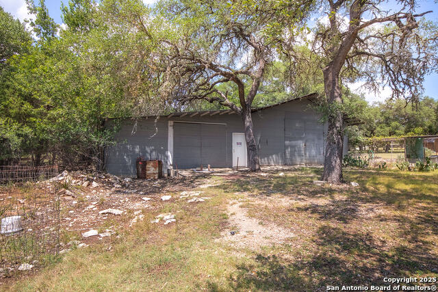 Listing photo id 3 for 30940 Bartels
