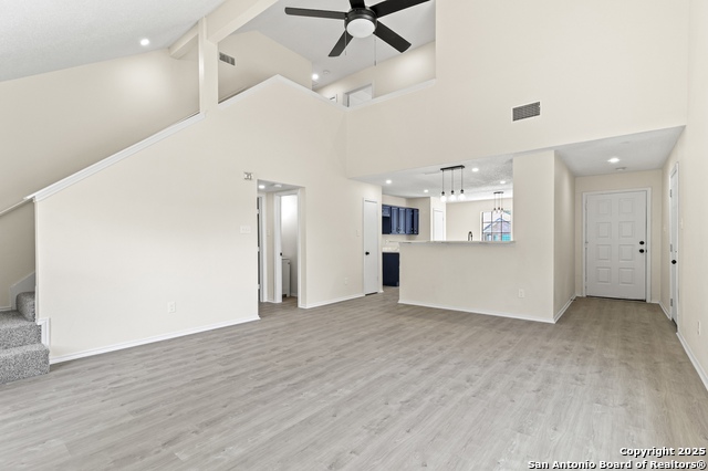 Image 12 of 41 For 6403 Gray  