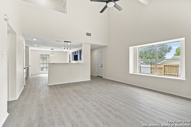 Image 4 of 41 For 6403 Gray  