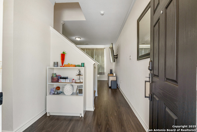 Image 5 of 27 For 6910 Beltran Pass