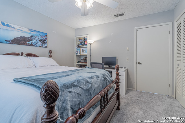 Image 24 of 44 For 6106 Vance Jackson  70