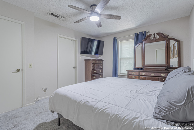 Image 31 of 44 For 6106 Vance Jackson  70