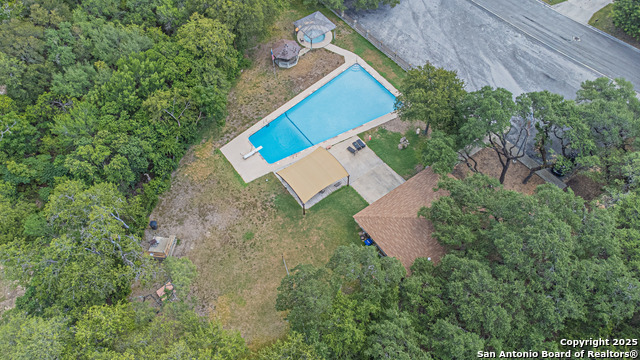 Image 41 of 44 For 6106 Vance Jackson  70