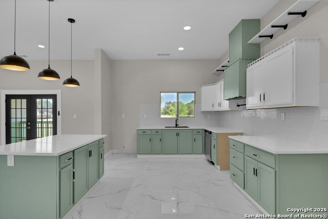 Image 17 of 46 For 185 Medium Meadow Dr E