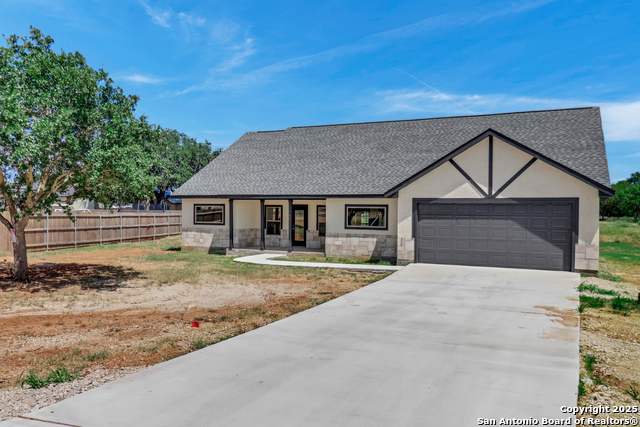 Image 6 of 46 For 185 Medium Meadow Dr E