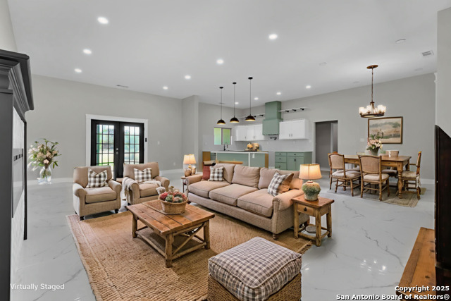 Image 8 of 46 For 185 Medium Meadow Dr E