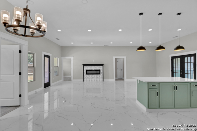 Image 9 of 46 For 185 Medium Meadow Dr E