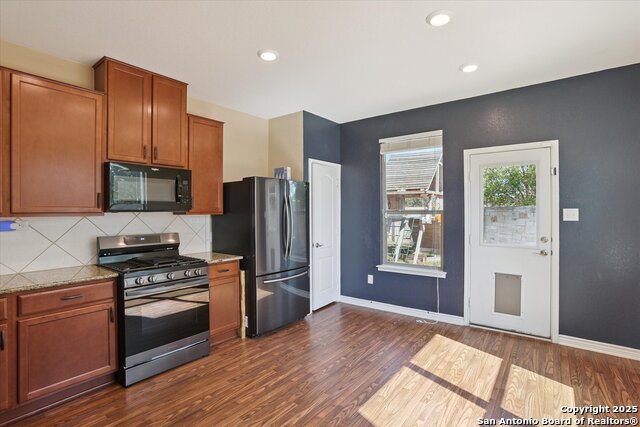 Image 12 of 32 For 15403 Delta Pt