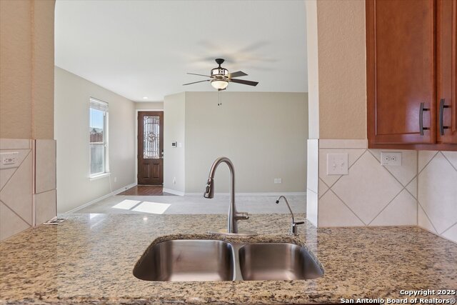 Image 14 of 32 For 15403 Delta Pt