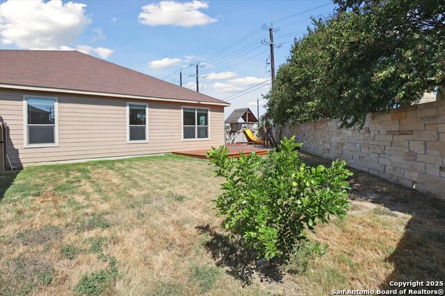 Image 30 of 32 For 15403 Delta Pt