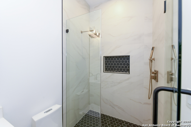 Image 20 of 23 For 246 Mountain Creek