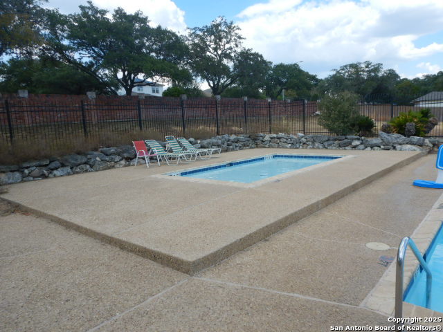 Image 10 of 42 For 2533 Montebello