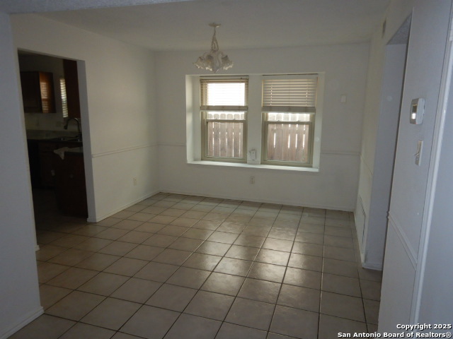 Image 36 of 42 For 2533 Montebello