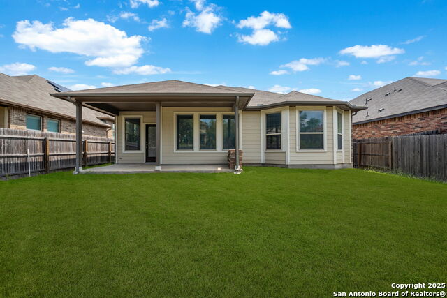 Listing photo id 24 for 10531 Tranquille