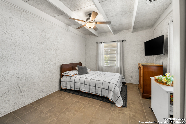 Listing photo id 23 for 31604 Rice