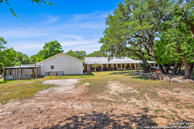 Listing photo id 37 for 31604 Rice