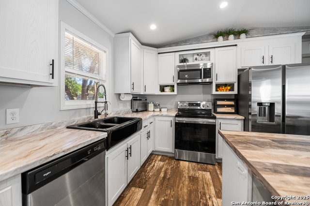 Listing photo id 47 for 31604 Rice