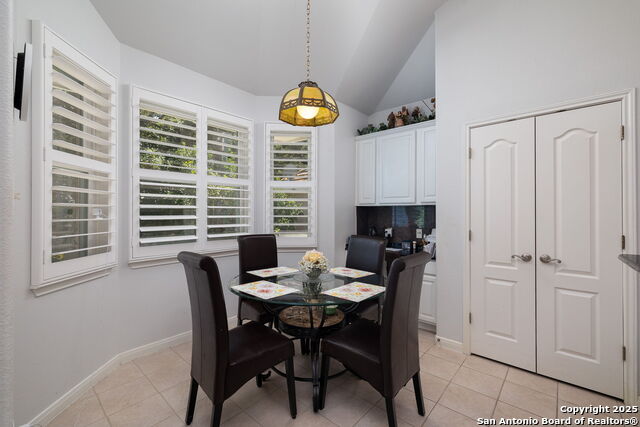 Image 15 of 23 For 914 Grassy Mdw