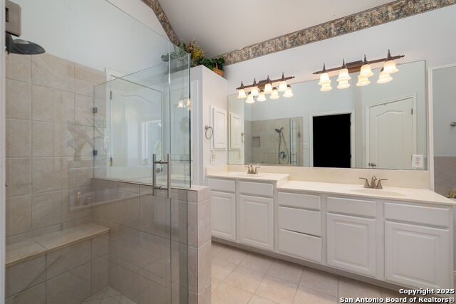 Image 17 of 23 For 914 Grassy Mdw