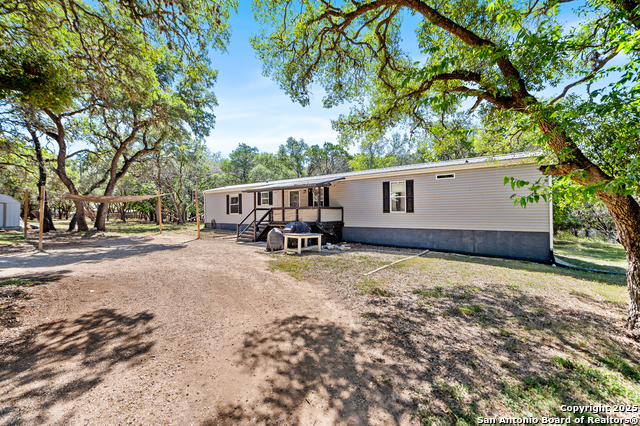 Listing photo id 41 for 31604 Rice