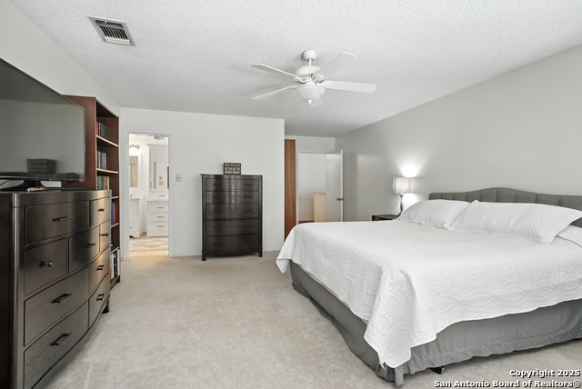 Listing photo id 19 for 16414 Bulverde Pt