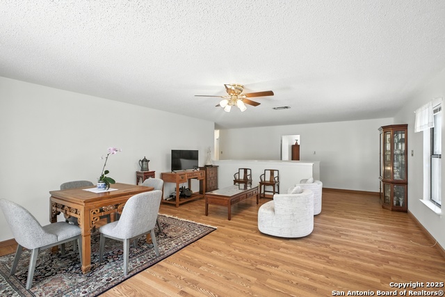 Listing photo id 27 for 16414 Bulverde Pt