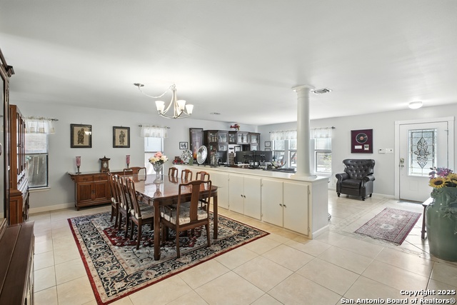 Listing photo id 4 for 16414 Bulverde Pt