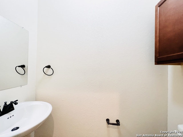 Image 11 of 19 For 4926 Stowers Blvd