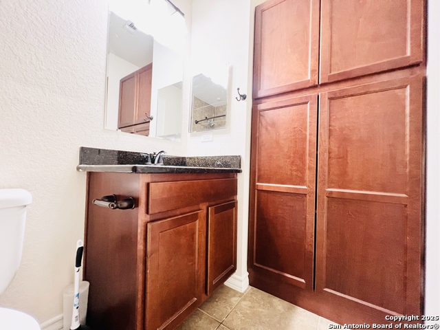 Image 12 of 19 For 4926 Stowers Blvd