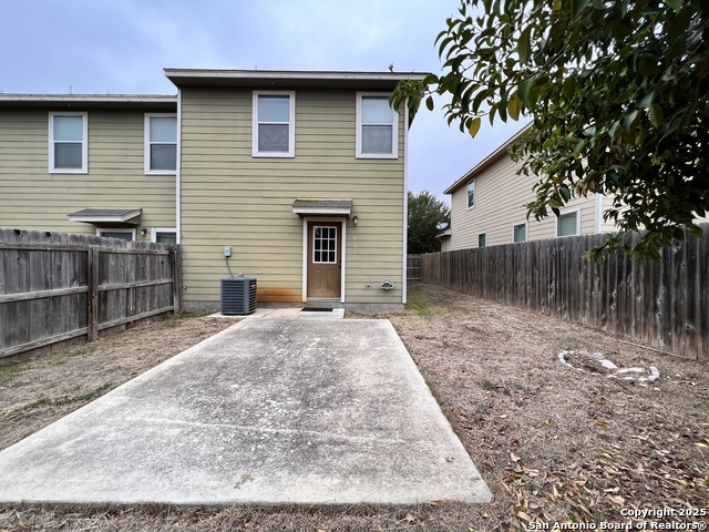 Image 17 of 19 For 4926 Stowers Blvd