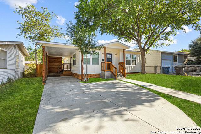 Image 3 of 33 For 935 Mariposa W