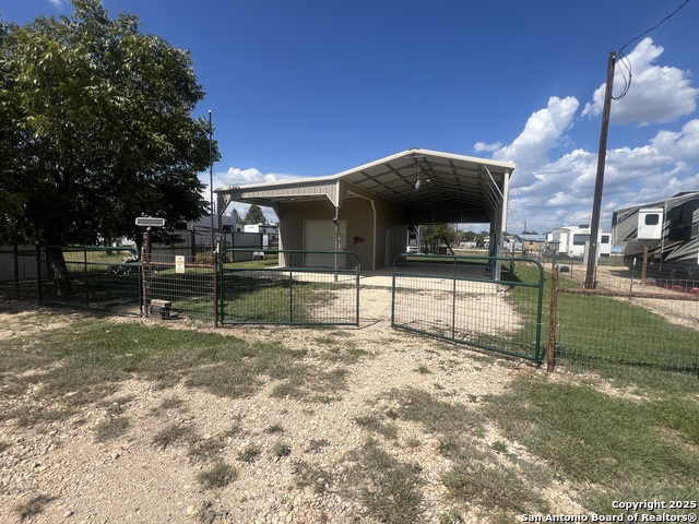 Image 2 of 16 For 545 Siesta  