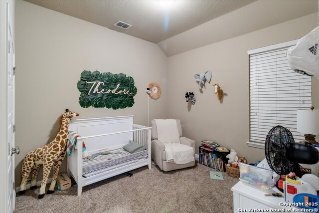 Listing photo id 10 for 9815 Catell  
