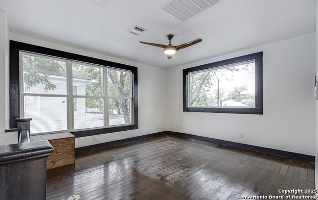 Image 19 of 36 For 139 Highland E