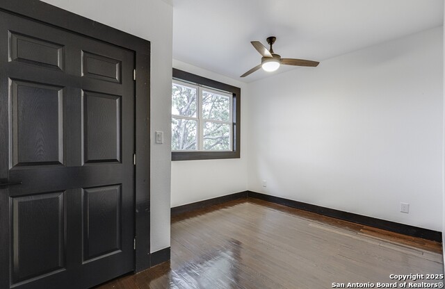 Image 21 of 36 For 139 Highland E