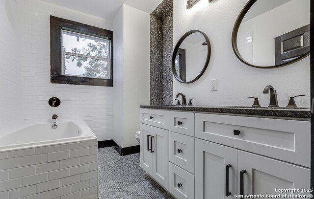 Image 22 of 36 For 139 Highland E