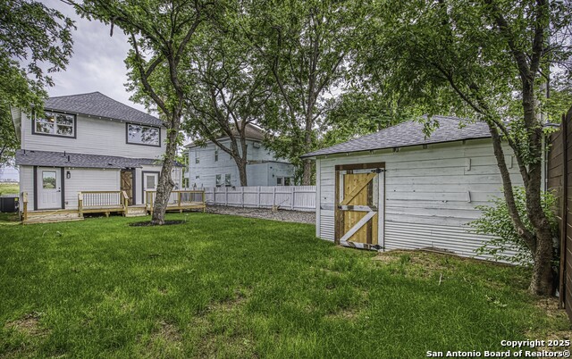 Image 29 of 36 For 139 Highland E