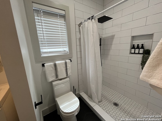 Image 19 of 35 For 321 Porter Street