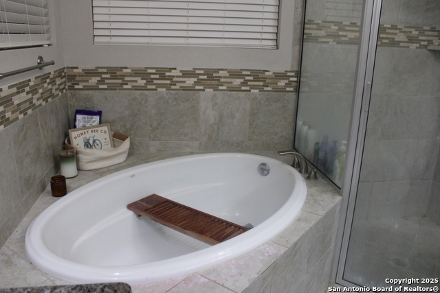 Image 18 of 22 For 25915 Tivoli Mdw