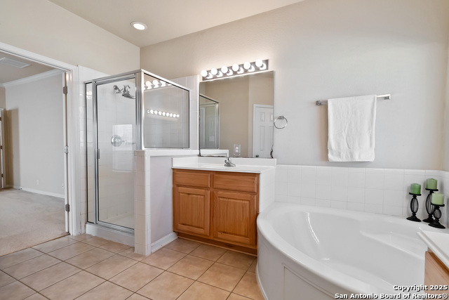 Image 16 of 33 For 23539 Enchanted Fall