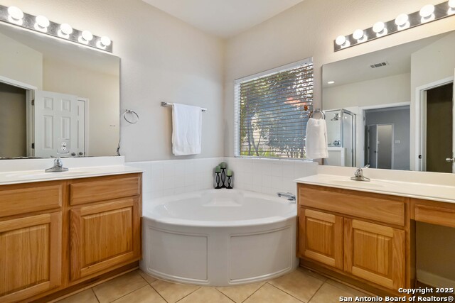 Image 17 of 33 For 23539 Enchanted Fall